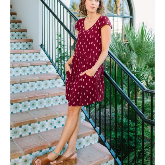 Garnet Hill V Neck Dropwaist Boho Style Cap Sleeve Summer Day Printed Dress Sz 4 - Picture 1 of 14